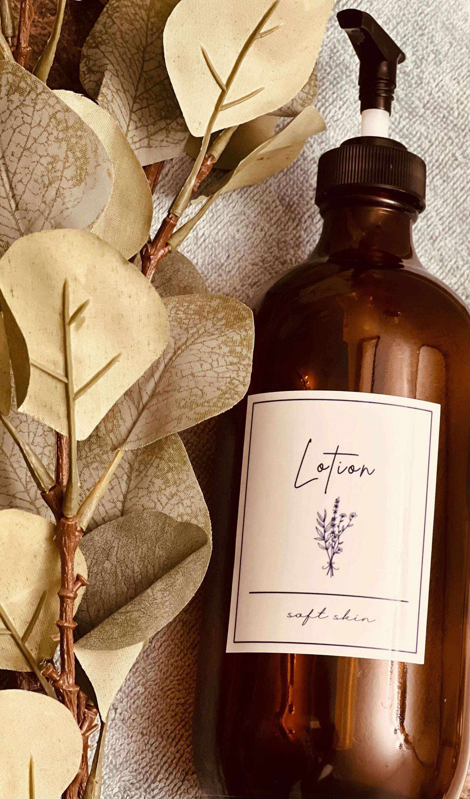 Floral Hand Soap & Lotion Pump - www.Shopthatapp.com