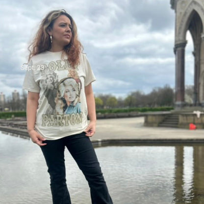 Dolly T-Shirt Adults - www.Shopthatapp.com