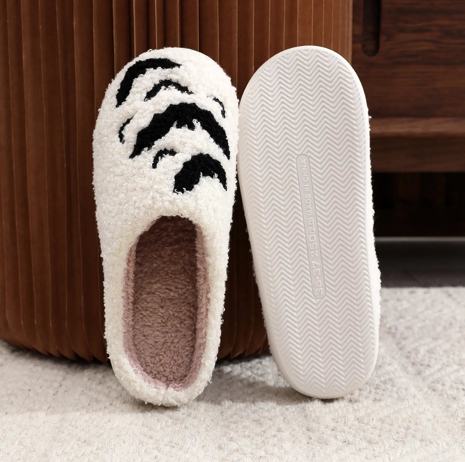 Funny Bat Slipper Halloween Pumpkin Flat Indoor House Shoes For Women Men Soft Plush Cozy Horror Fashion Halloween Gifts - www.Shopthatapp.com