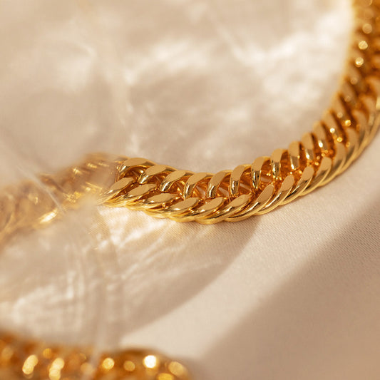 Chunky Interlink Chain - www.Shopthatapp.com