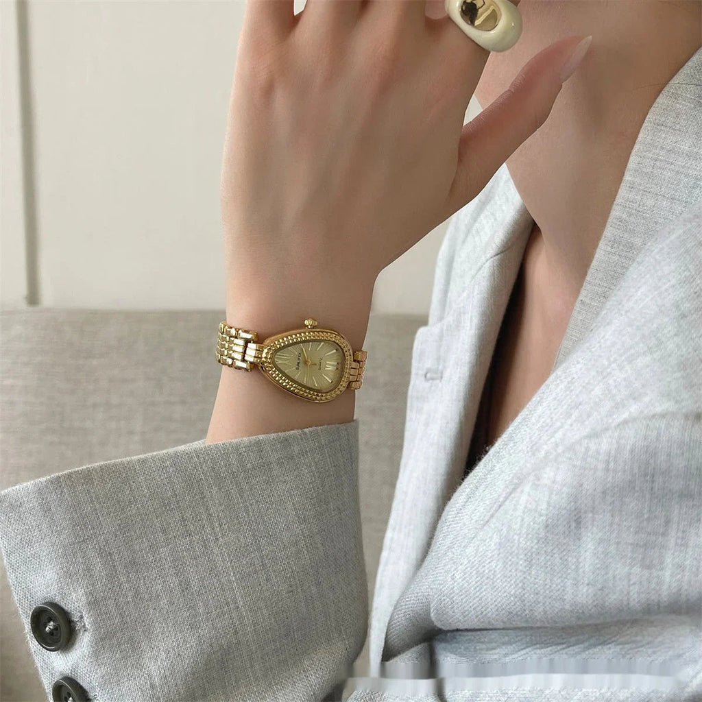 Golden Snake Head Gorgeous Chain Watch Women - www.Shopthatapp.com