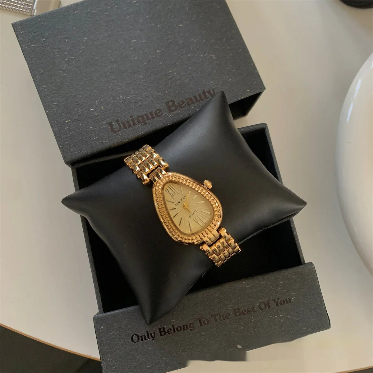 Golden Snake Head Gorgeous Chain Watch Women - www.Shopthatapp.com