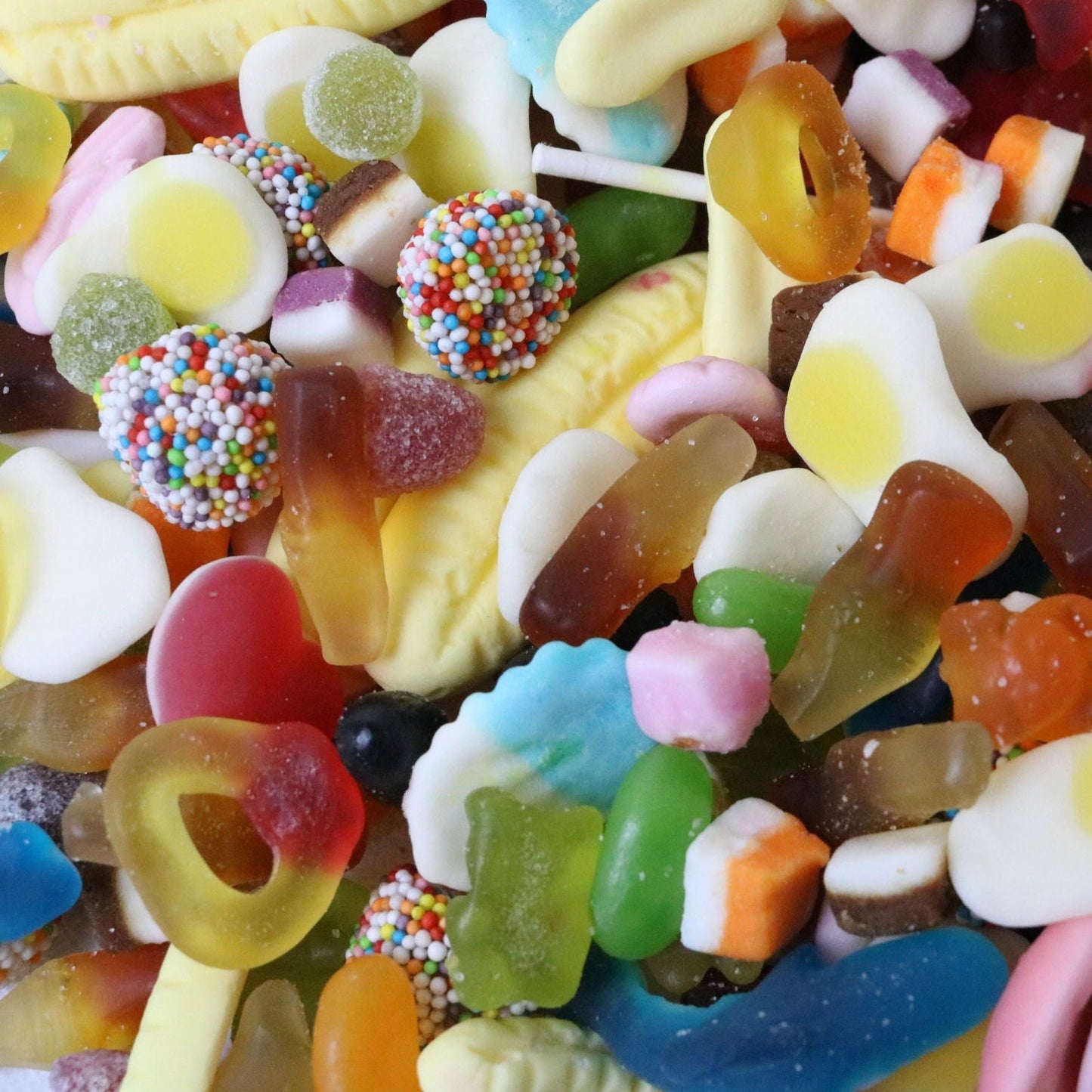 Groovy Sweets Pick N Mix 1KG Grab Bag - www.Shopthatapp.com
