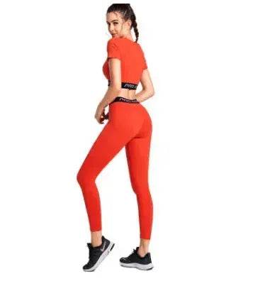 Gym running tights - www.Shopthatapp.com #