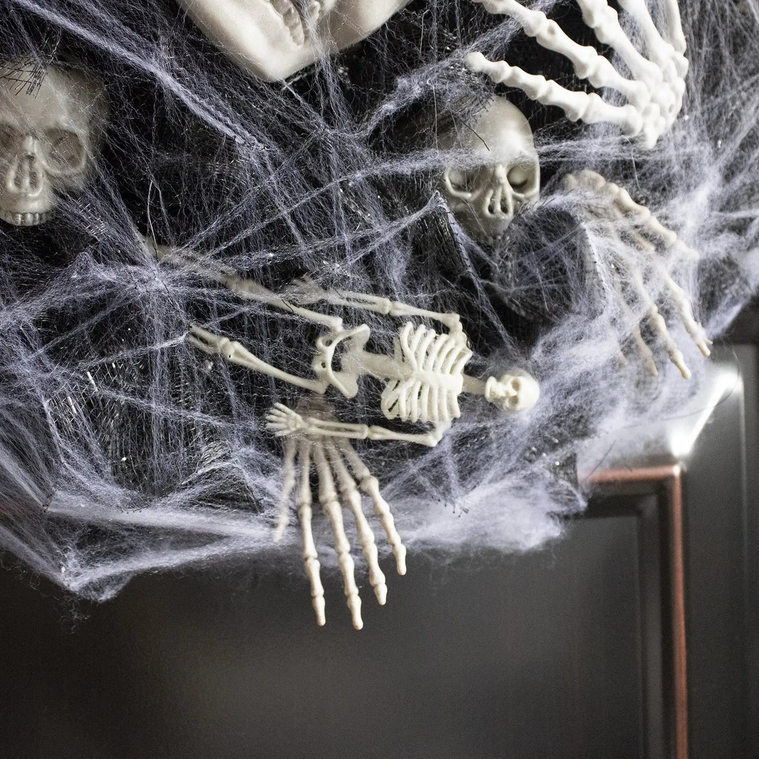 Halloween Black Mesh Skull Garland Party Layout Props - www.Shopthatapp.com