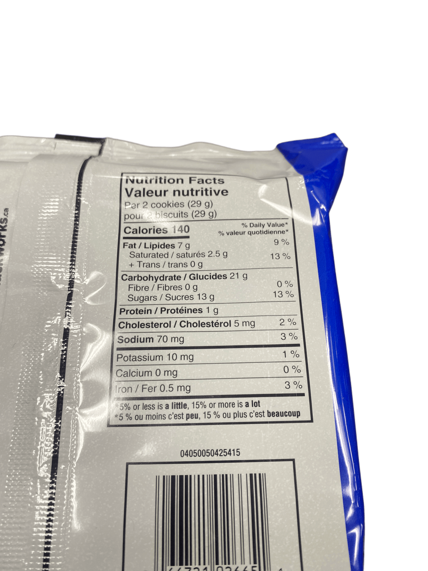 Oreo Cinnamon Bun Cookie 261G - Canadian Edition - www.Shopthatapp.com