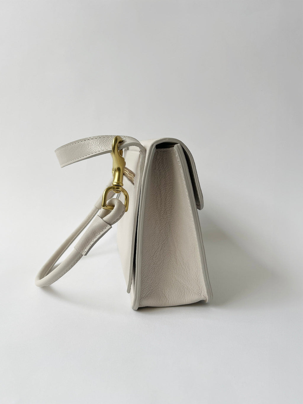 Vietta Piccola White - www.Shopthatapp.com