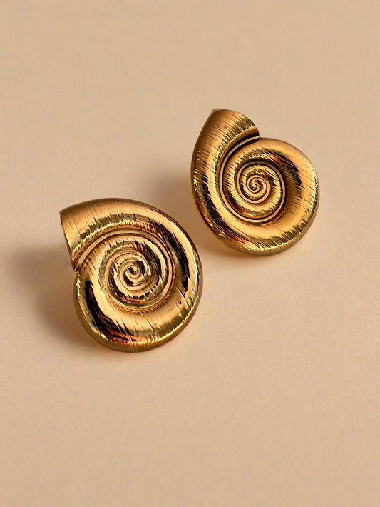 Spiral Shell Earrings - www.Shopthatapp.com