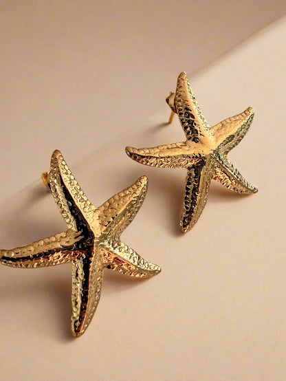 Starfish Earrings - www.Shopthatapp.com