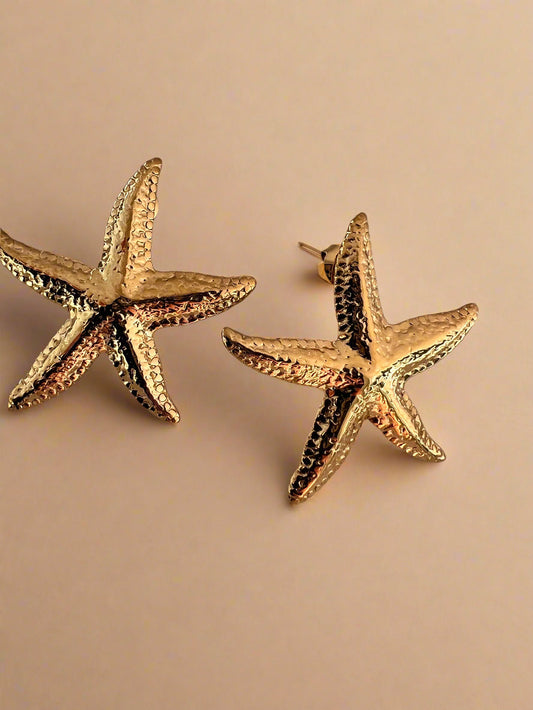 Starfish Earrings - www.Shopthatapp.com
