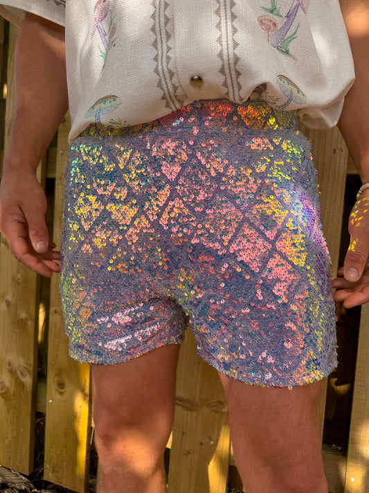 Short enchanteur