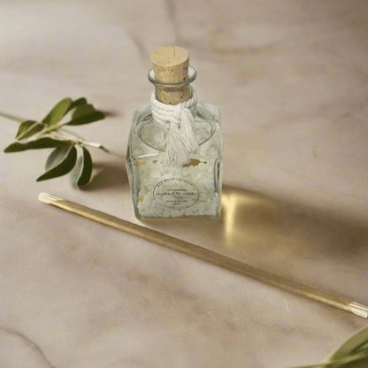 Coffret diffuseur de roseaux crème à la vanille