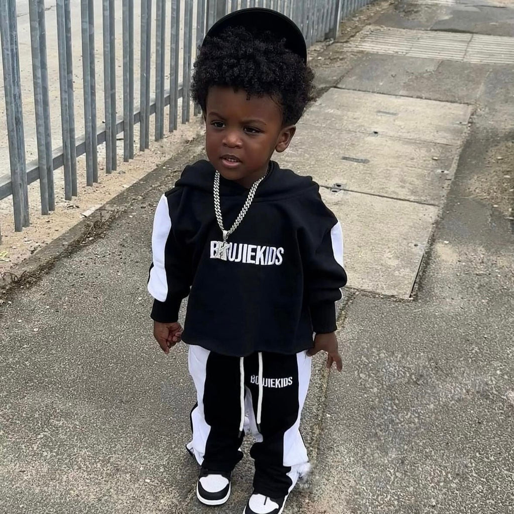 Straight Leg Tracksuit - www.Shopthatapp.com