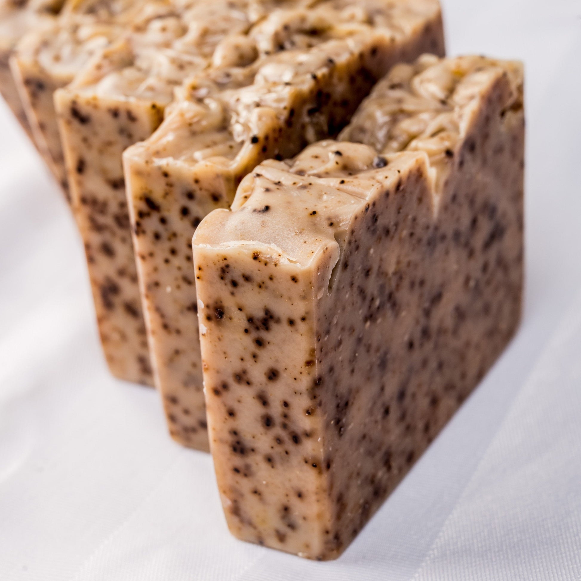 Savon Café gommant - www.Shopthatapp.com