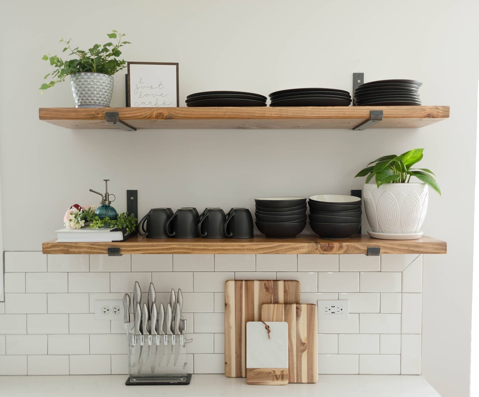 Support / Équerre Style ''J'' Vendu à l'unité - www.Shopthatapp.com