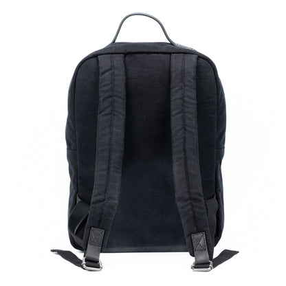K0023AB | Zaino Porta Notebook in Canvas/Vera Pelle, pieno fiore, volanata - Colore Nero. Accessori Nickel Anticato, Chiusura con lampo. Dimensioni: cm 29 x 40 x15. Confezione: Sacchetto Tnt - www.Shopthatapp.com