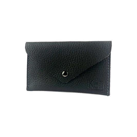 K0040AB | Bustina con pattina Made in Italy in Vera Pelle pieno fiore, grana dollaro - Colore Nero - Dimensioni: cm 13 x 8 x 0,5 - Confezione: Gift Box rigido fondo/coperchio - www.Shopthatapp.com