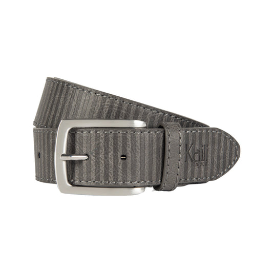 K4009KB | Cintura Uomo Allover en Fodera Pelle Finitura en Pu. Couleur Anthracite. Dimensions: cm 125 x 3,8 x 0,5 (giro vita cm 110). Confezione: Coffret cadeau rigide fond/coperchio