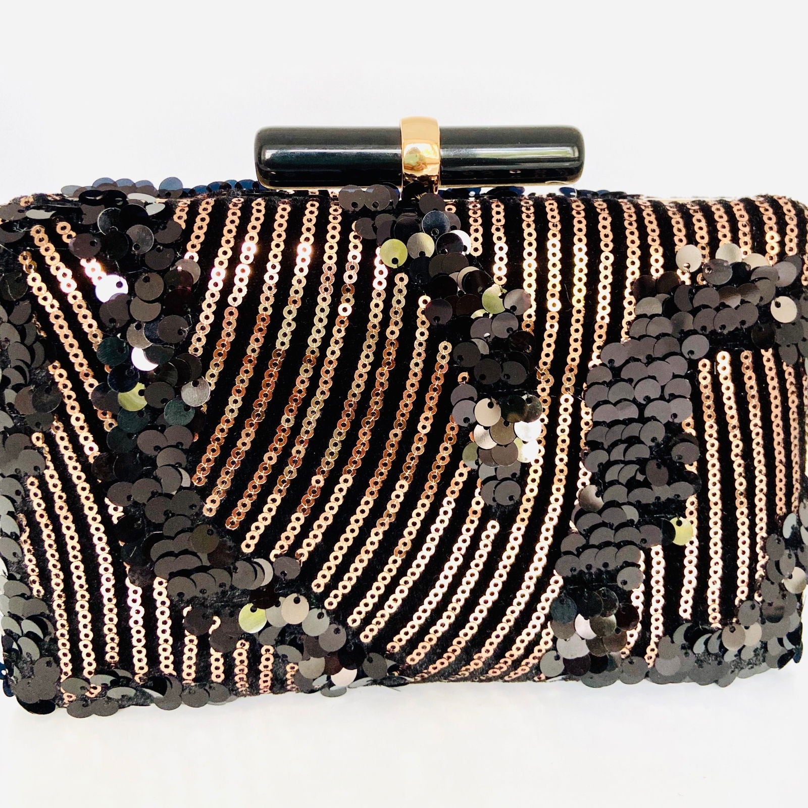 KIRA KIRA - Www.Shopthatapp.com