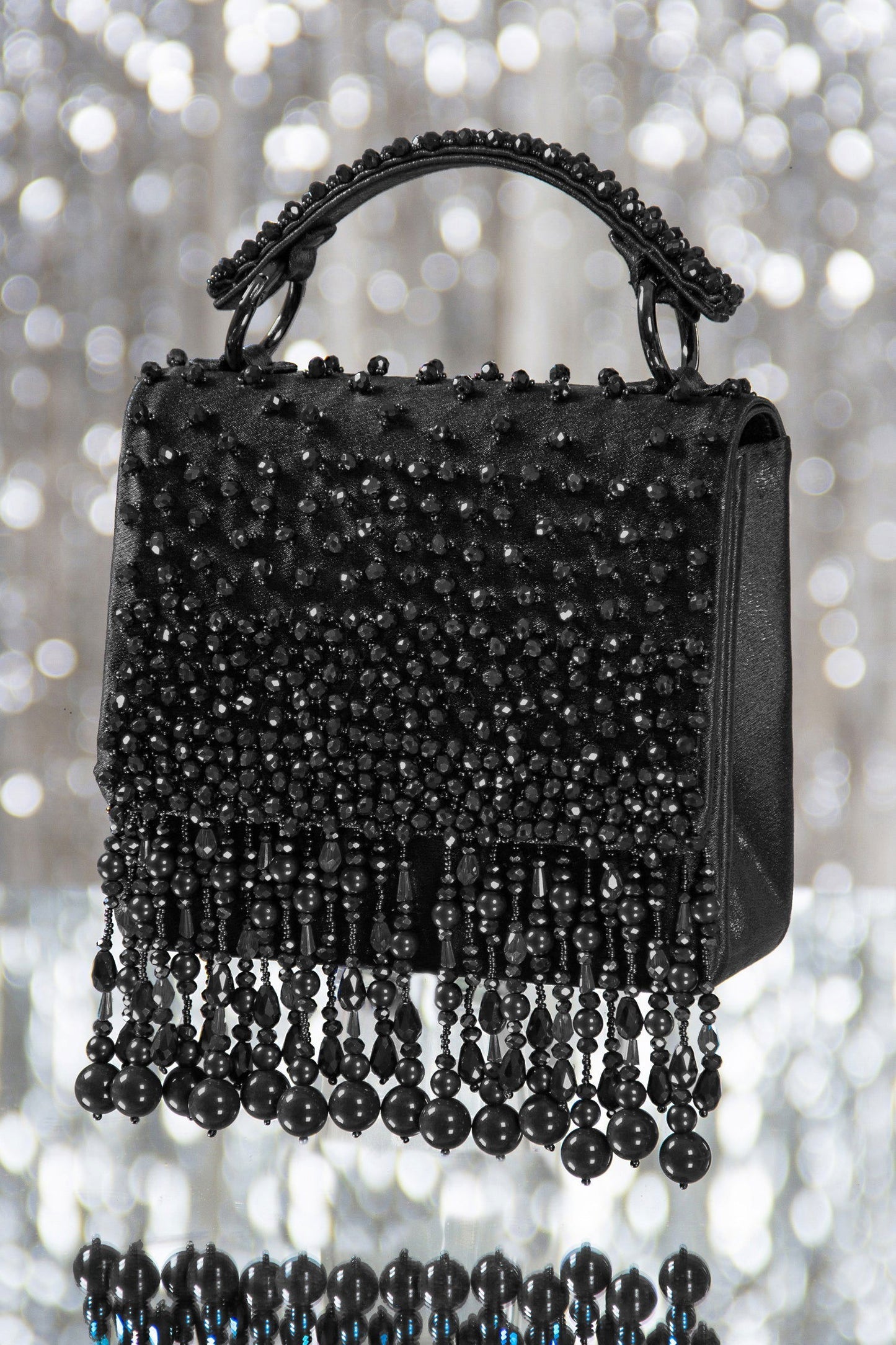 KYRA BLACK CLUTCH - Www.Shopthatapp.com