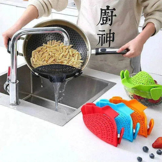 Kitchen Gadgets Silicone Pot Side Drainer - www.Shopthatapp.com