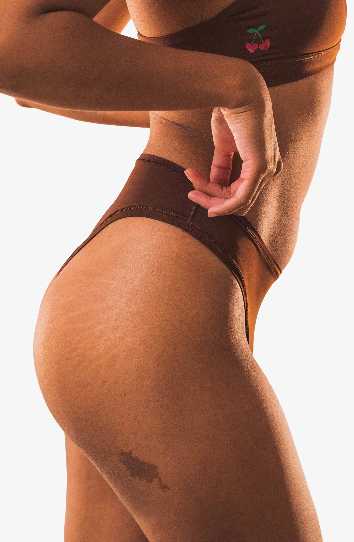 Leakproof Very Cheeky Brief Liner - www.Shopthatapp.com #