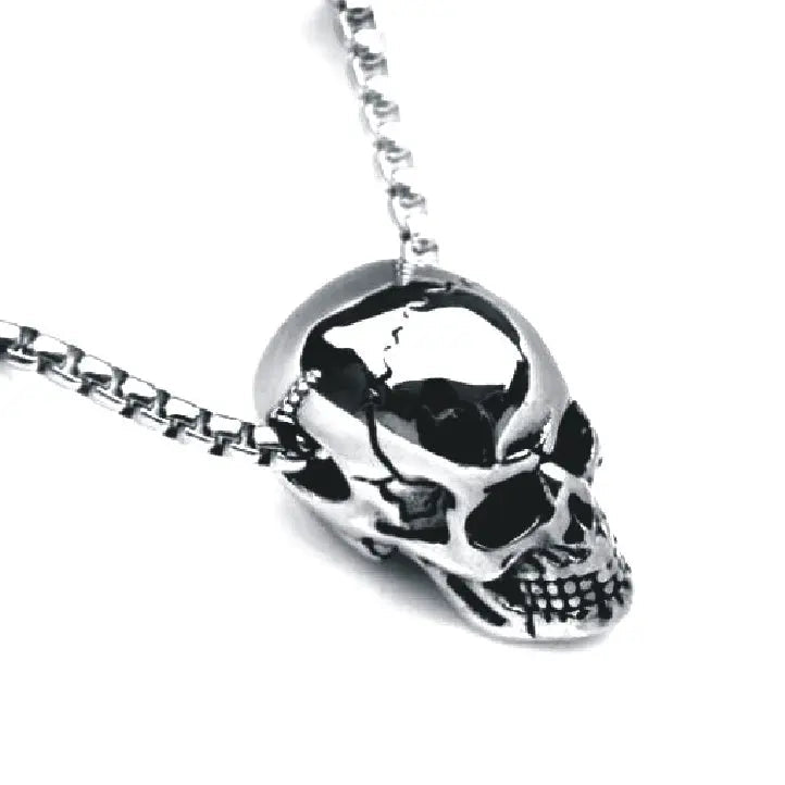 Male titanium steel skull necklace - www.Shopthatapp.com