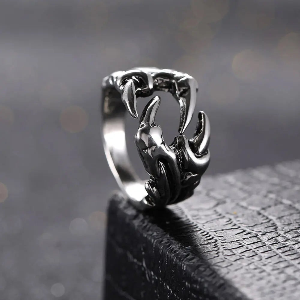 Men's Domineering Open Dragon Claw Ring Punk Chrome - Titanium Steel Dragon Claw Heart Party - www.Shopthatapp.com