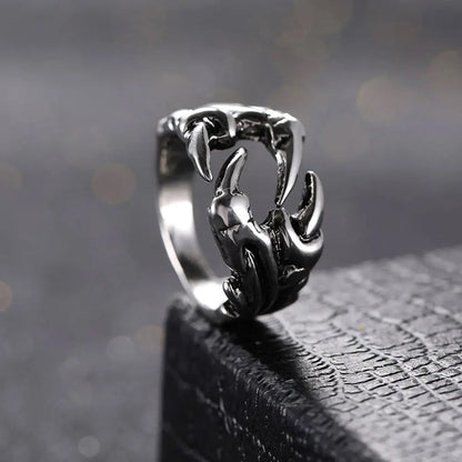 Men's Domineering Open Dragon Claw Ring Punk Chrome - Titanium Steel Dragon Claw Heart Party - www.Shopthatapp.com