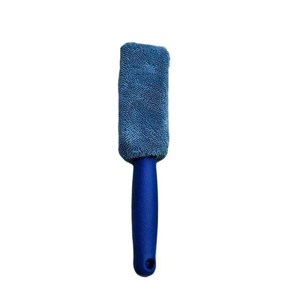 Microfiber High Quality Long Handle Tire Brush - www.Shopthatapp.com