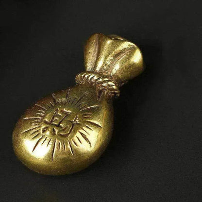 Money bag keychain - www.Shopthatapp.com