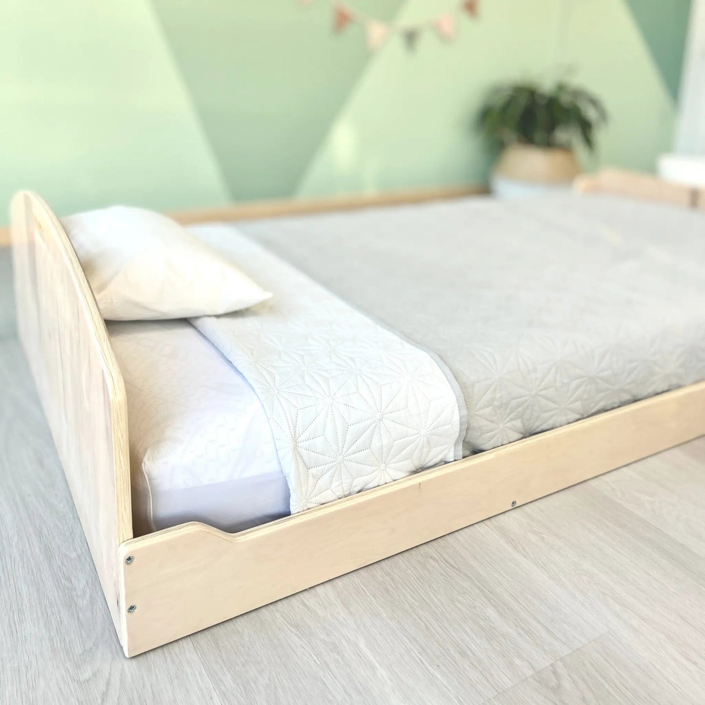 CHERRY TWIN - Montessori Floor Bed with Shelves - www.Shopthatapp.com