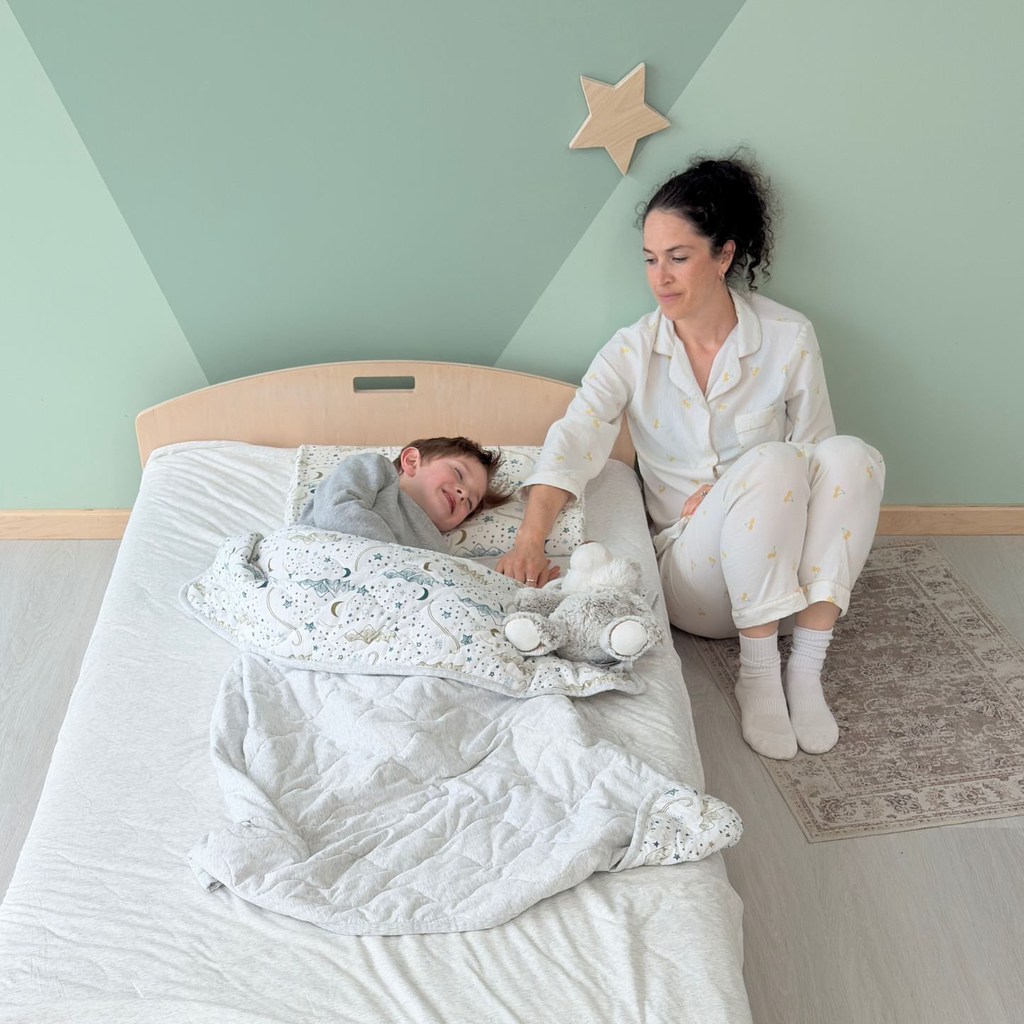 CHERRY TWIN - Montessori Floor Bed - www.Shopthatapp.com