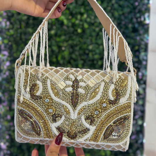 Moonstone Majesty - Www.Shopthatapp.com