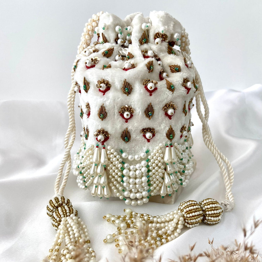 NAOMI Potli - www.Shopthatapp.com