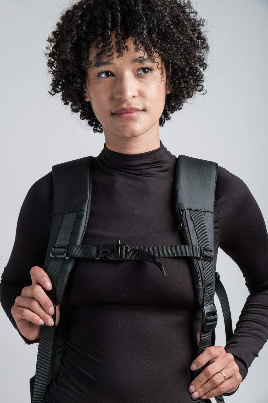 "Voyager" Expandable Backpack 26L / 38L with Built-in Rain Coat - www.Shopthatapp.com