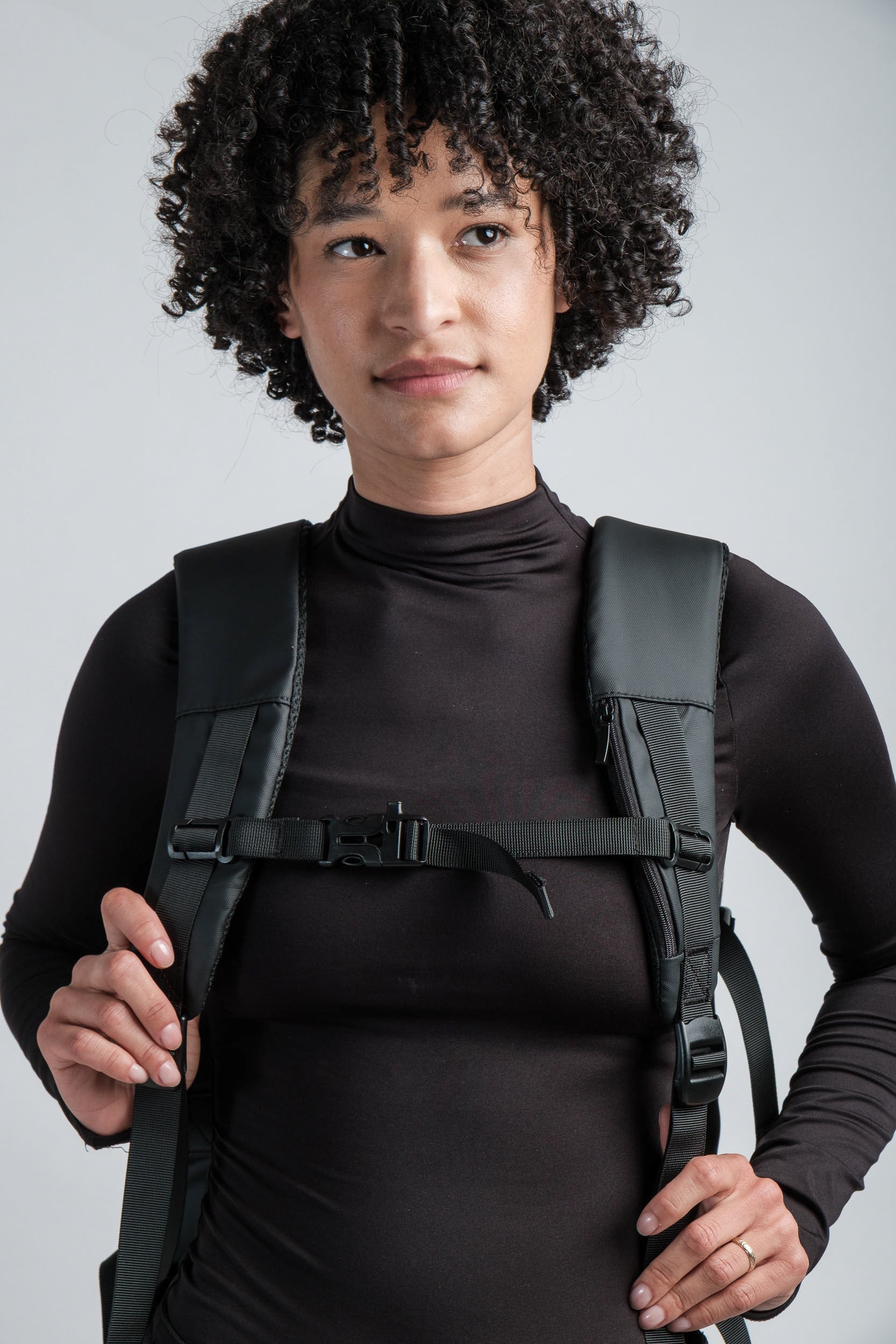 "Voyager" Expandable Backpack 26L / 38L with Built-in Rain Coat - www.Shopthatapp.com