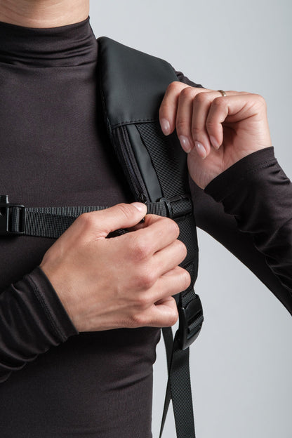 "Voyager" Expandable Backpack 26L / 38L with Built-in Rain Coat - www.Shopthatapp.com