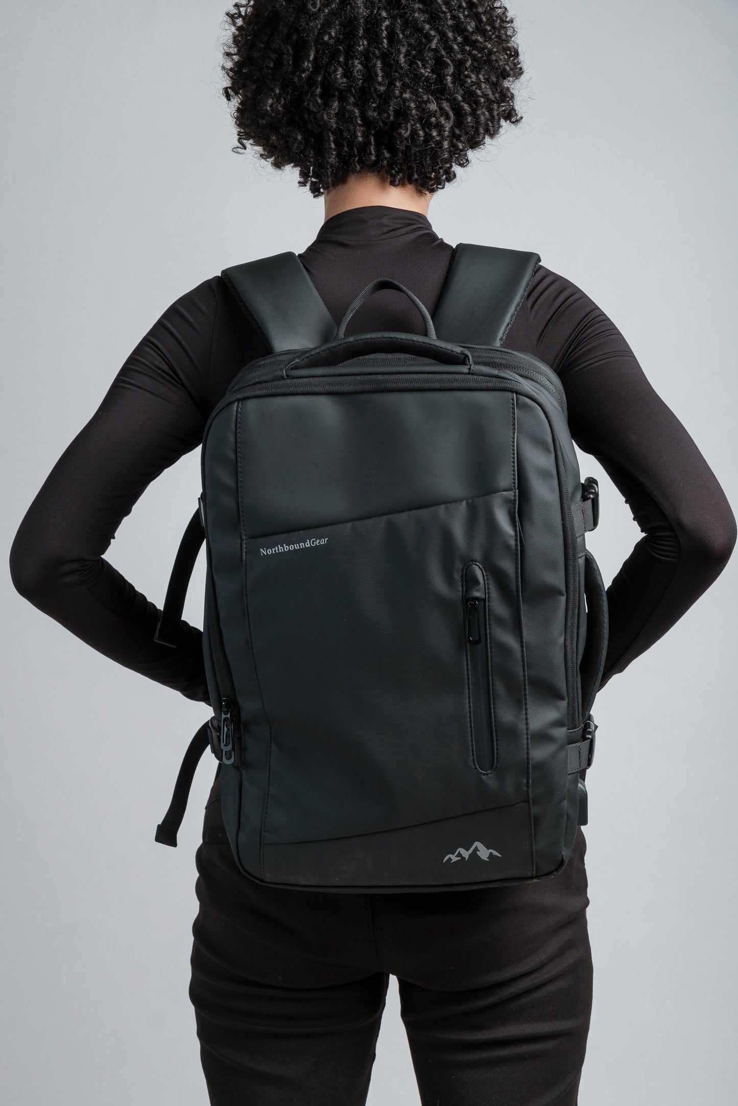 "Voyager" Expandable Backpack 26L / 38L with Built-in Rain Coat - www.Shopthatapp.com