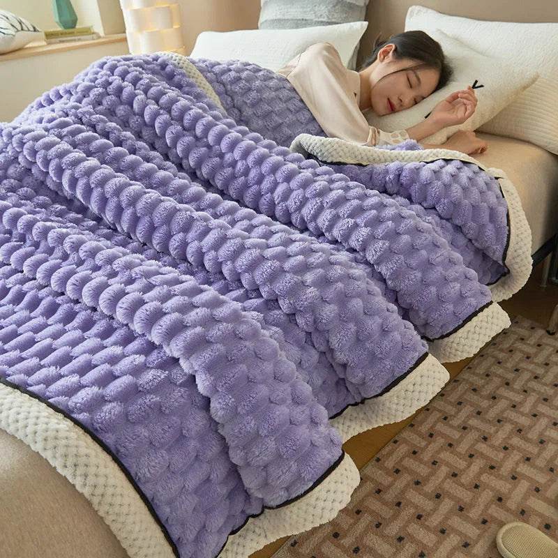 Coral Flannel Winter Thicken Thermal Cover Blanket - www.Shopthatapp.com