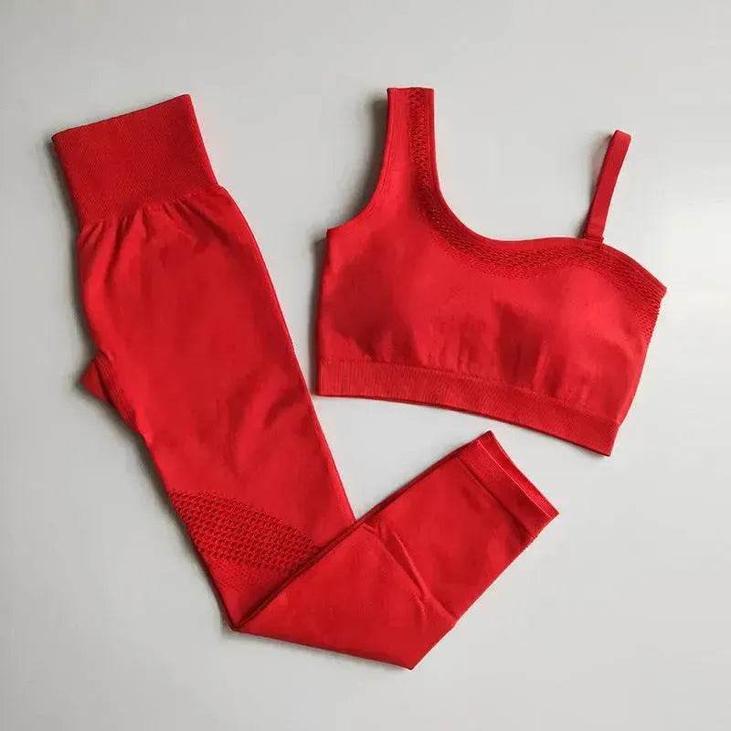 One-shoulder gym suit - www.Shopthatapp.com #