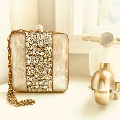 PARIS - Www.Shopthatapp.com