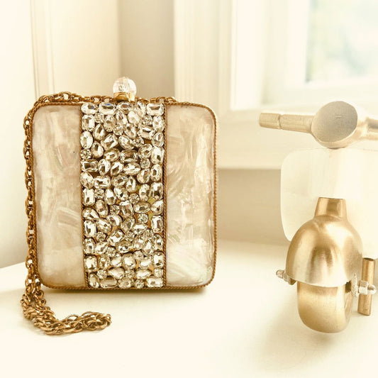 PARIS - Www.Shopthatapp.com