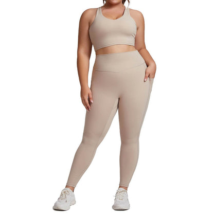 Plus Size Women Sports Workout Gym - Sleeveless Crop and Pant - www.Shopthatapp.com #