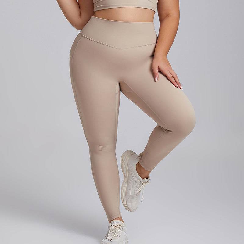 Plus Size Women Sports Workout Gym - Sleeveless Crop and Pant - www.Shopthatapp.com #