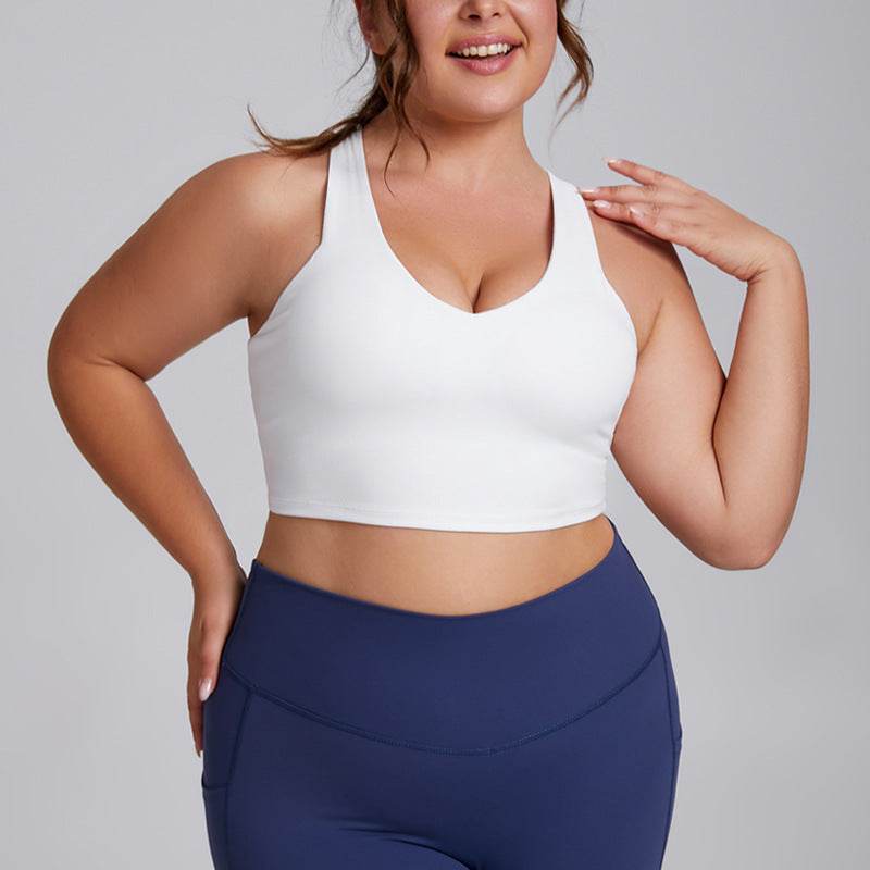 Plus Size Women Sports Workout Gym - Sleeveless Crop and Pant - www.Shopthatapp.com #