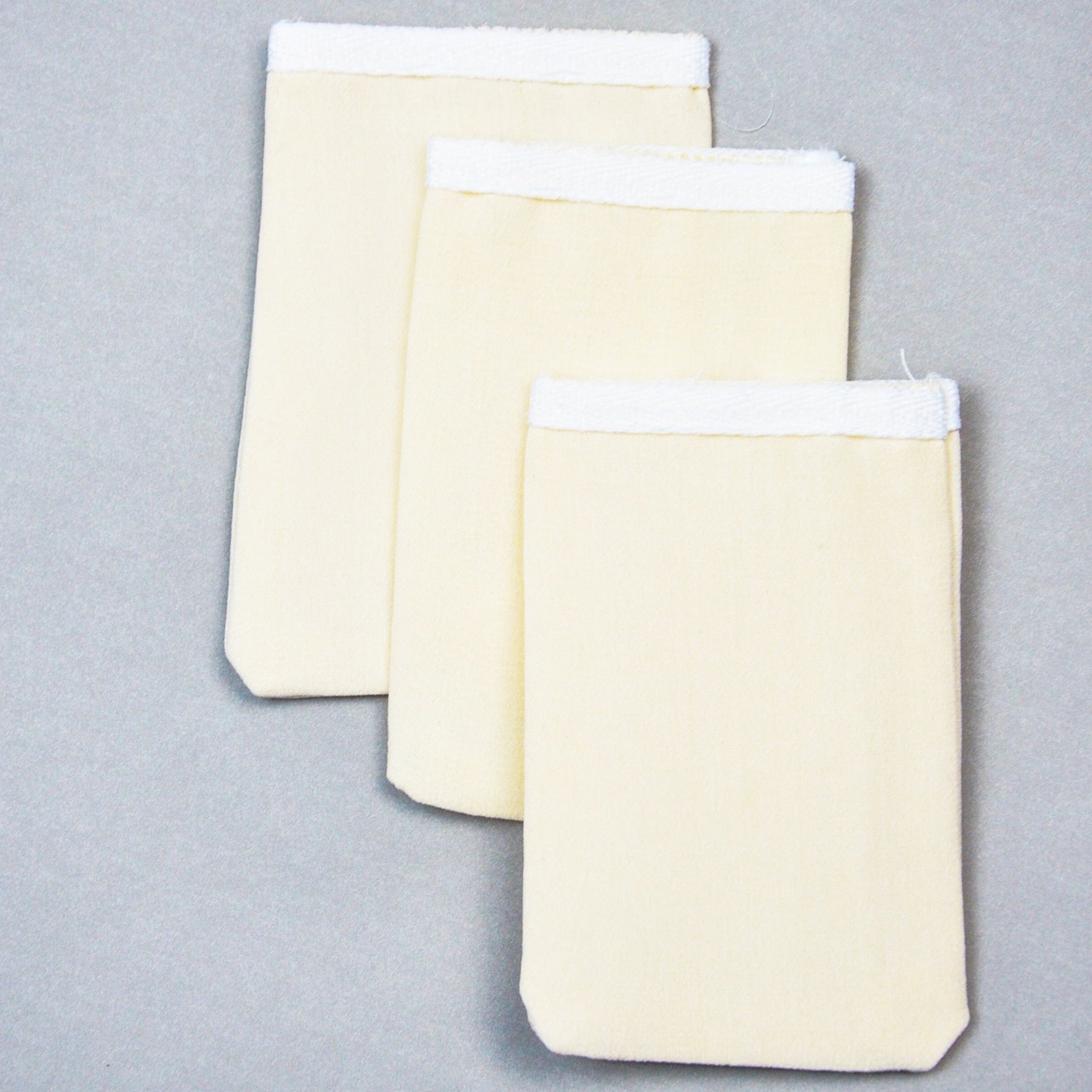 Exfoliating Glove For Face - www.Shopthatapp.com