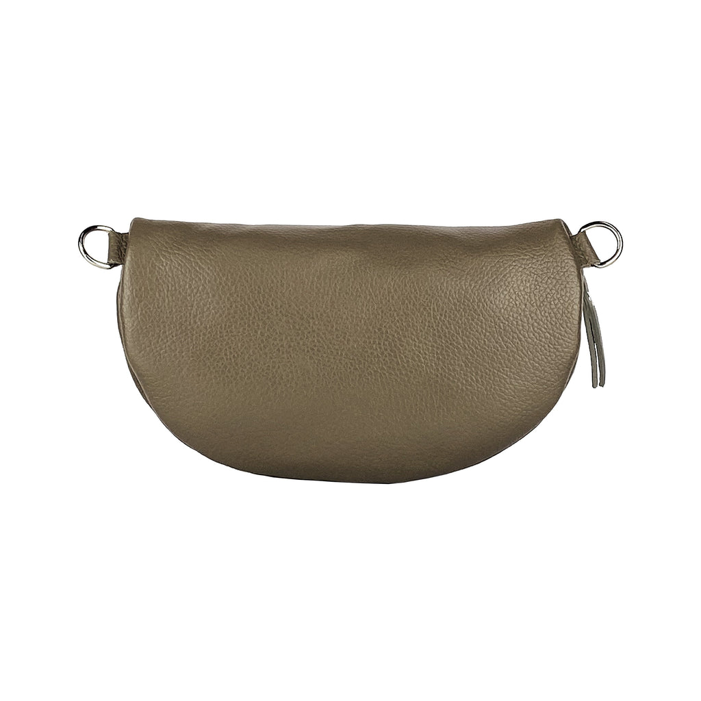 RB1015AQ | Marsupio con tracolla removibile in Vera Pelle Made in Italy. Attacchi con moschettoni in metallo Nickel Lucido - Colore Taupe - Dimensioni: 24 x 14 x 7 - www.Shopthatapp.com