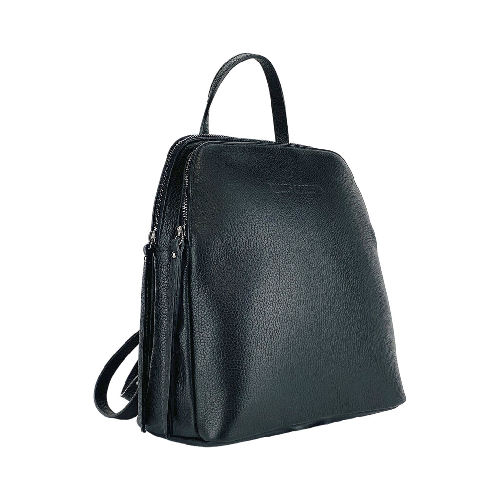 RB1018A | Zaino Donna Doppio scomparto in Vera Pelle Made in Italy con spallacci regolabili. Accessori in metallo Canna di Fucile - Colore Nero - Dimensioni: cm 26 x 30 x 14,5 - www.Shopthatapp.com