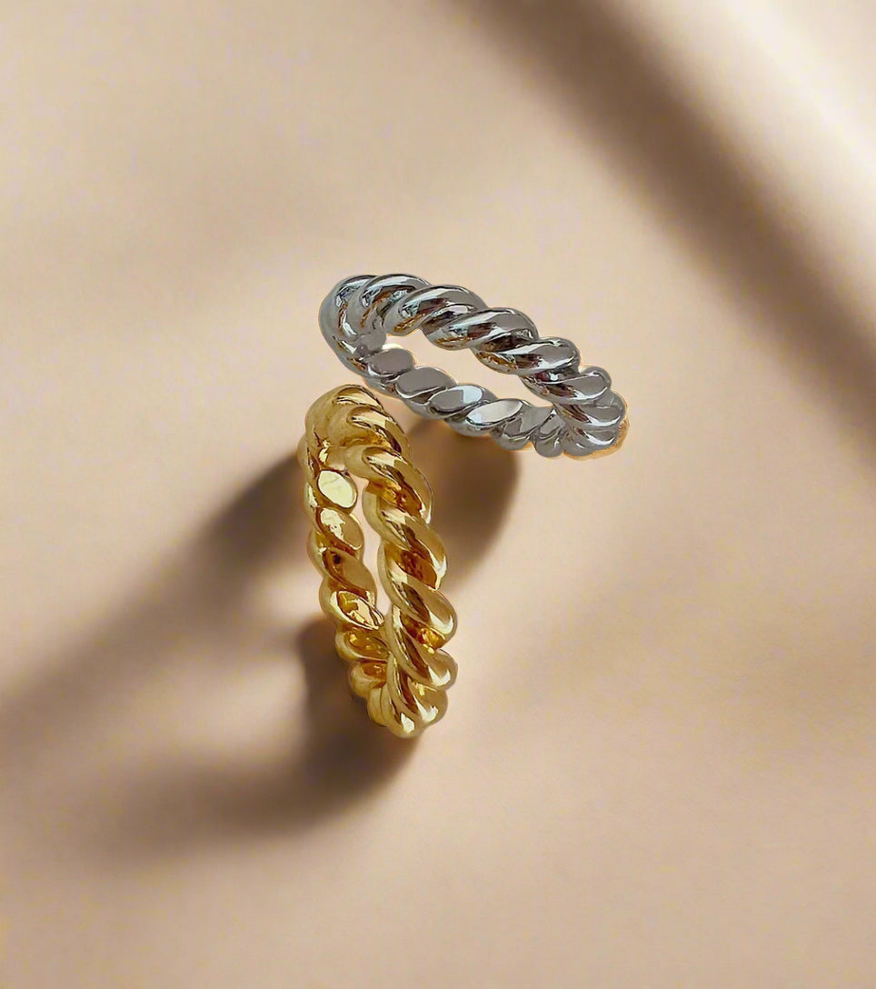 Silver Rope Ring - www.Shopthatapp.com